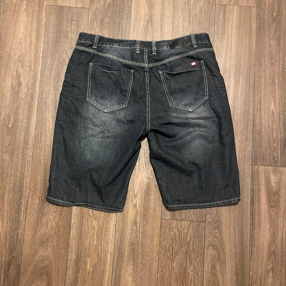 Y2K Ecko unltd black wash jorts

- good condition 
- measurements shown